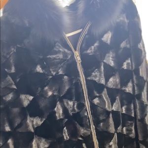 Real Mink Fur Coat with fur hood - Black - Medium/Large